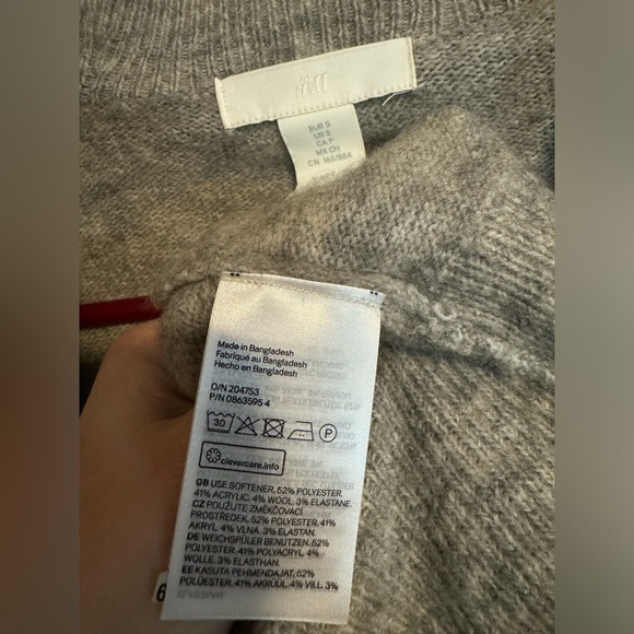 H&M long cardigan sweater - Picture 3 of 3